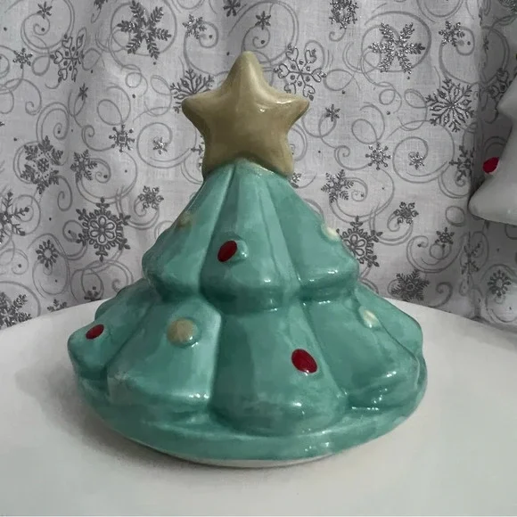 New Disney Mickey & Minnie Mouse Mug W/ Christmas Tree & Star Topper Lid 18 Oz. - Picture 7 of 10